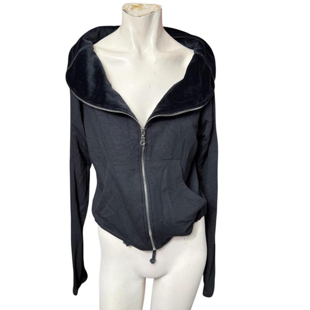 Y2K Black velvet zip‎ up jacket